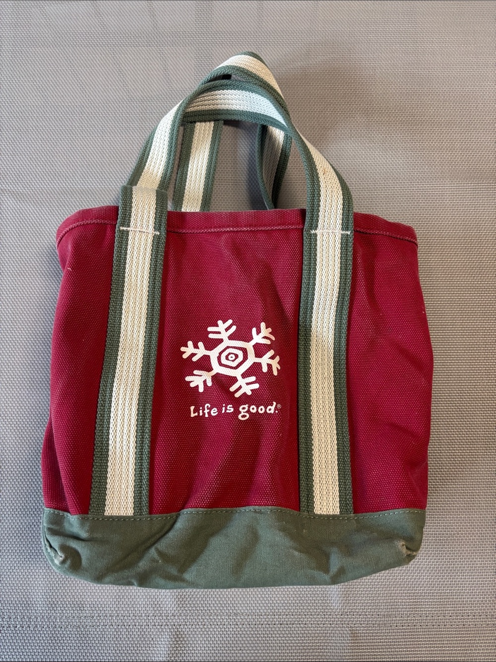Life Is Good Red Canvas Tote with Green Base and Striped Handles snowflake EUC